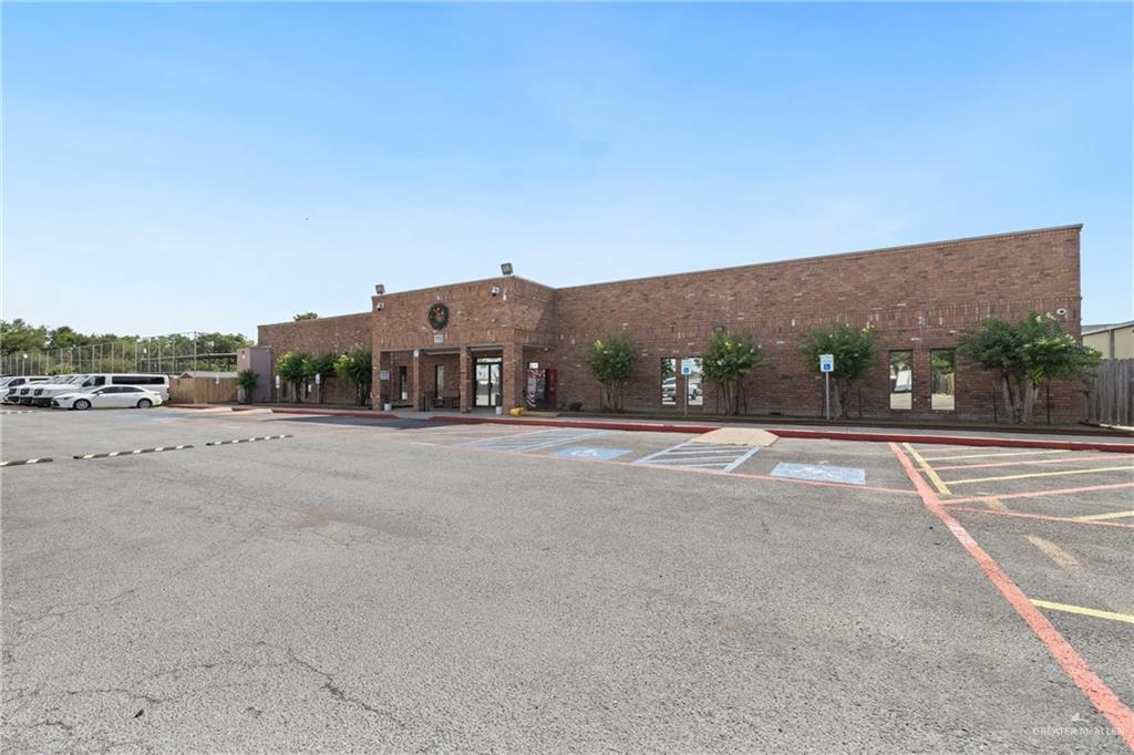 1110 S Airport Drive