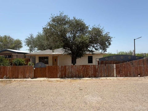 Homes For Sale - 987 Humberto Garza Jr. Street<br/> Roma, TX 78584