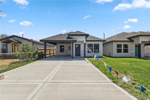 Homes For Sale - 1214 1/2 E Sanchez Street<br/> Pharr, TX 78577