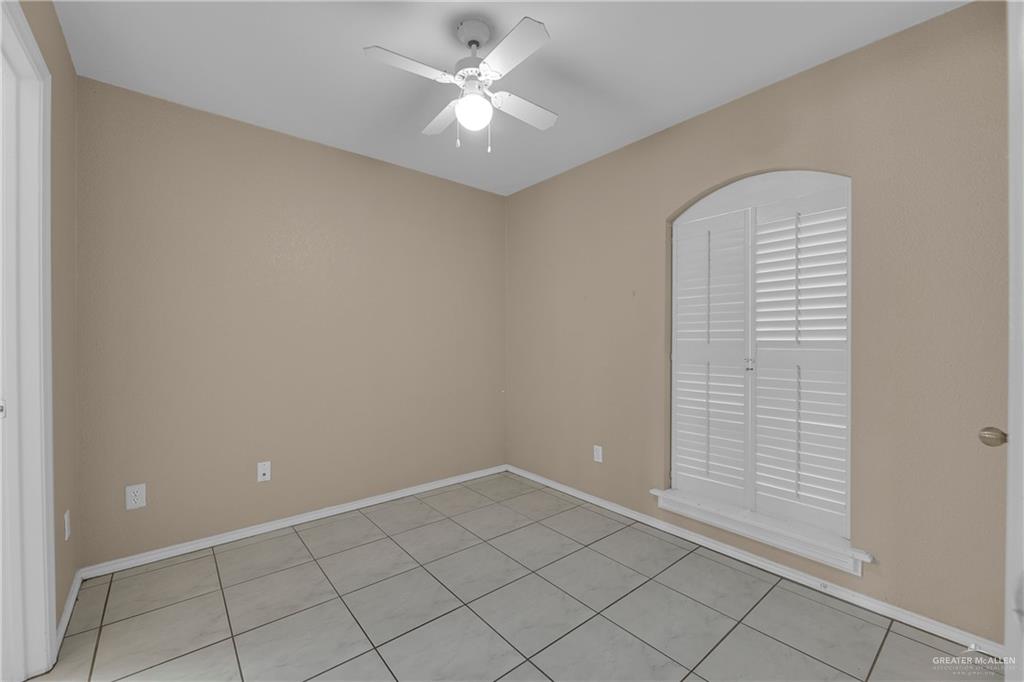 4900 W Selinda Drive, McAllen, Texas image 16