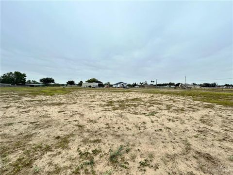 Apartment For Sale - 5125 Mile 8 Road<br/> Edinburg, TX 78541
