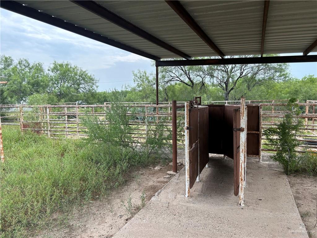 0000 Us Hwy 83, Falcon Heights, Texas image 14