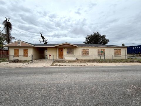 Photo of 1101 N 19th Street, McAllen, TX 78501 (MLS # 492481)