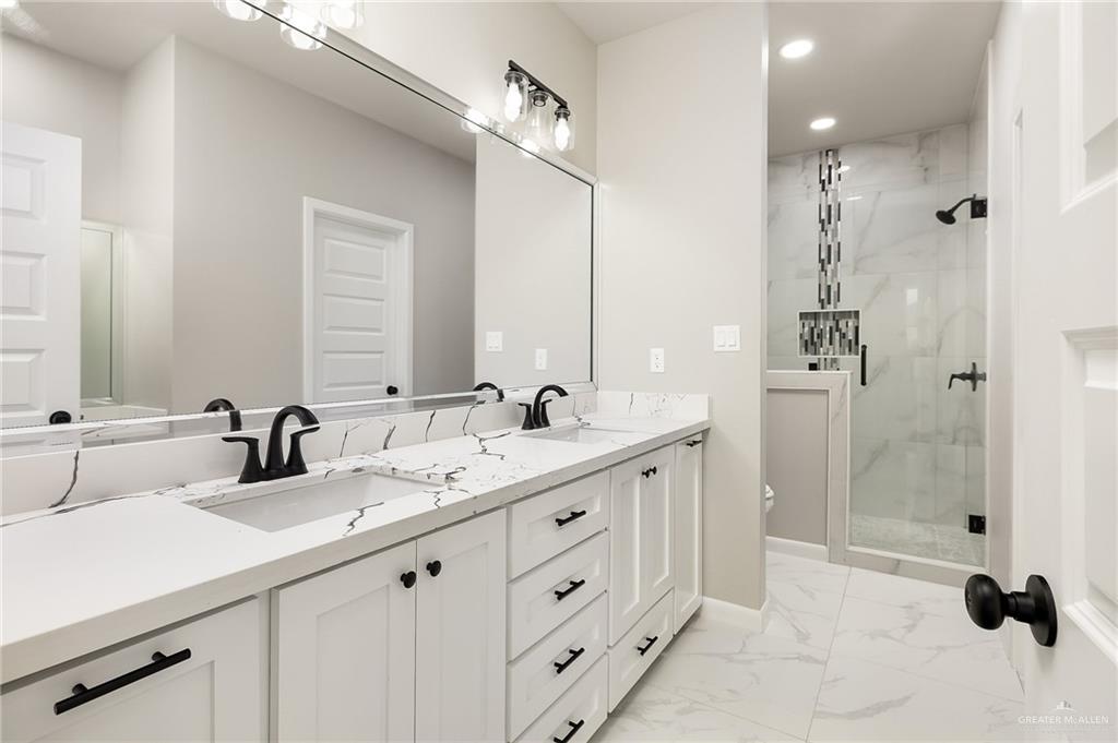 2019 Lime Street, San Juan, Texas image 11