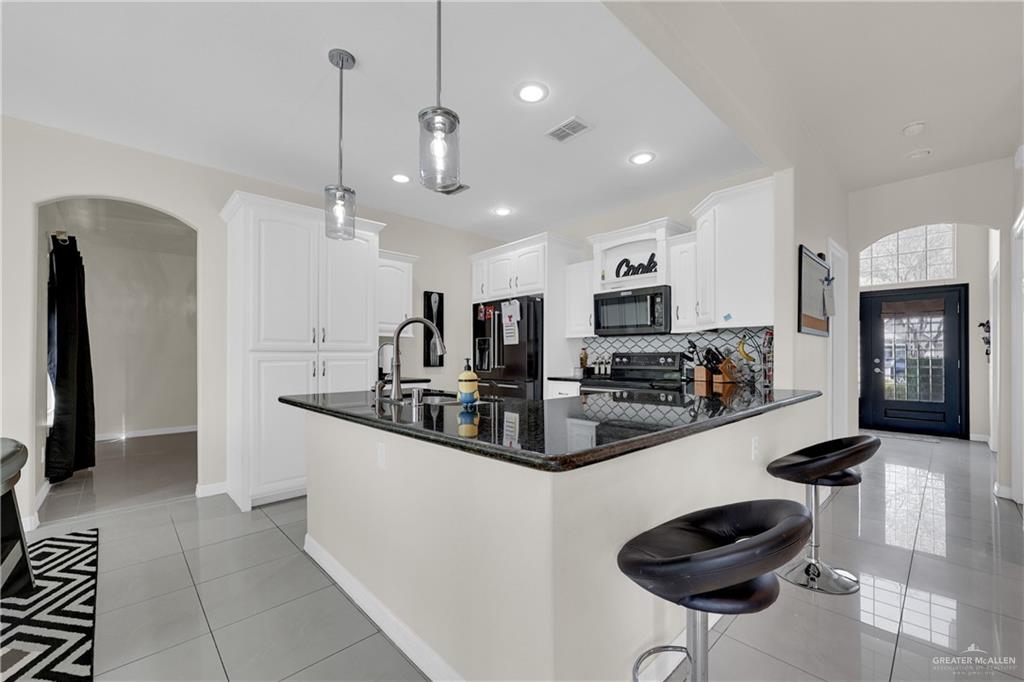 2825 Northgate Lane, McAllen, Texas image 12