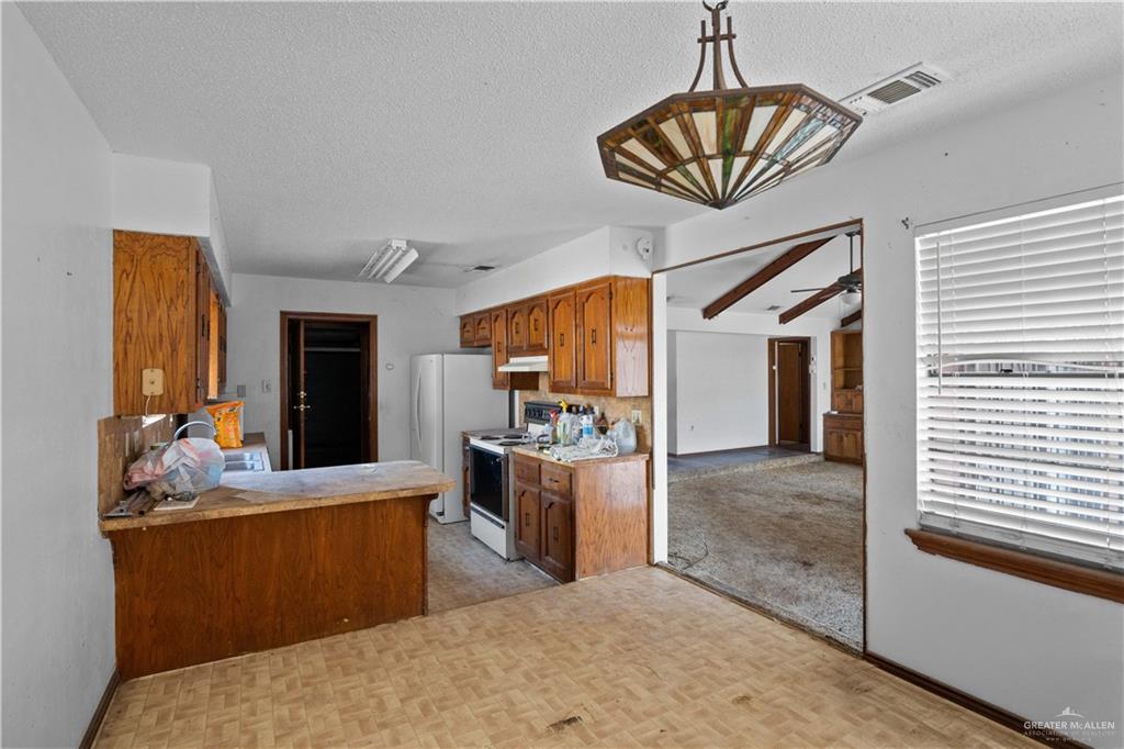 2837 N 28 1/2 Street