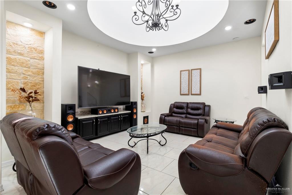 4805 Galilea Street, Edinburg, Texas image 4