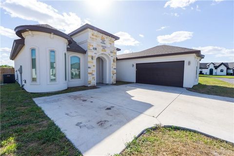 Photo of 319 Brooks Circle, La Feria, TX 78559 (MLS # 487339)