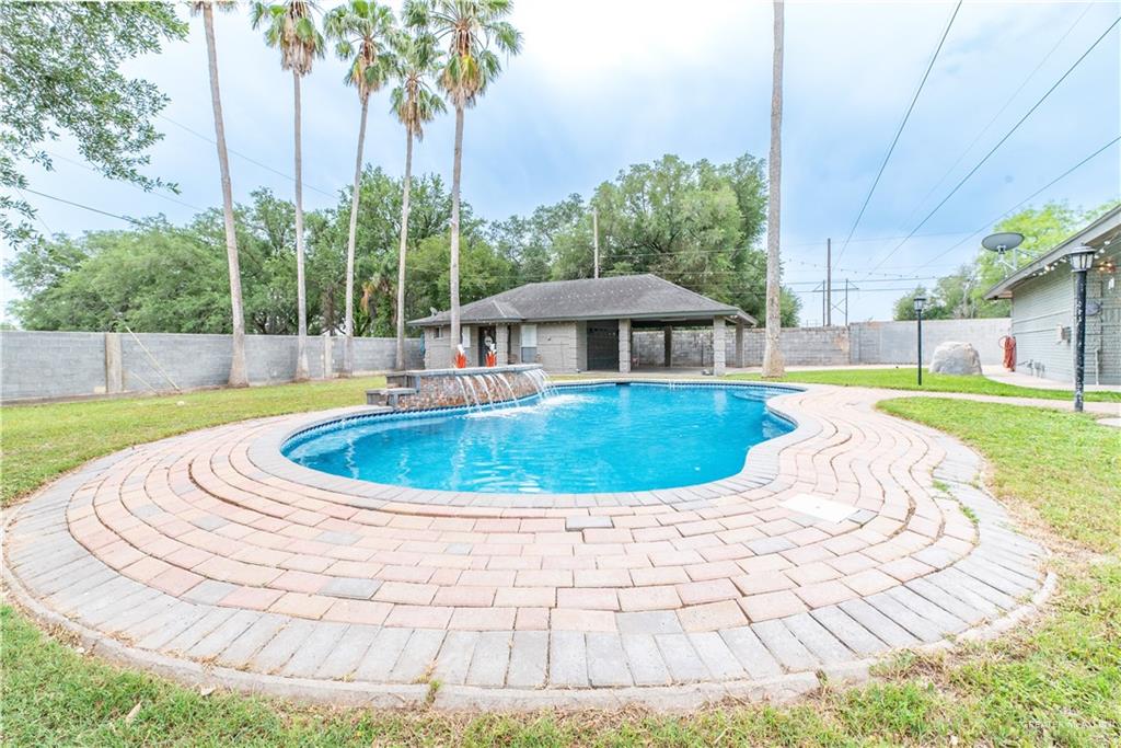 1818 Forest Lane, Weslaco, Texas image 36