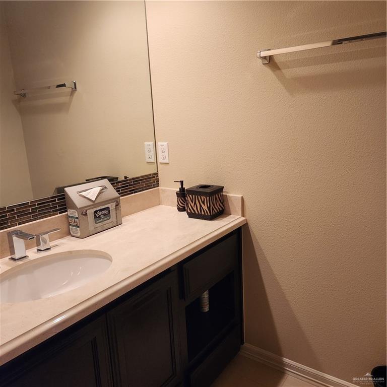 3305 Crystal Falls Avenue, Edinburg, Texas image 14