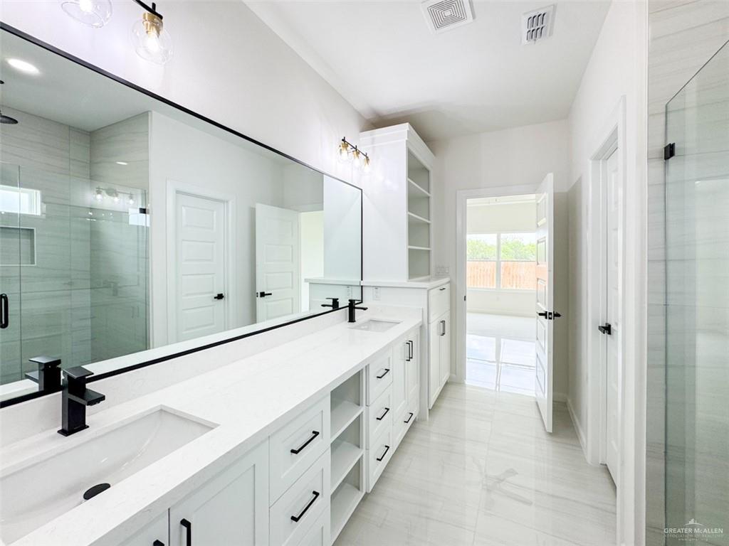 8014 N 48th Avenue, McAllen, Texas image 23