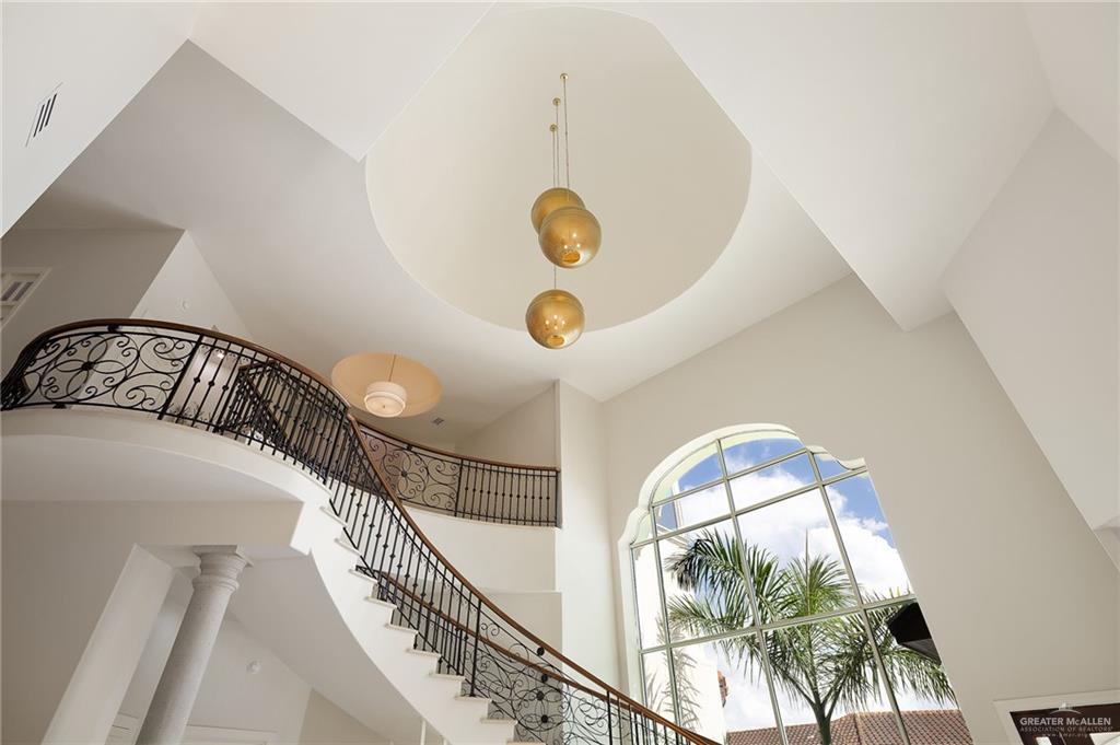 421 Goldcrest Avenue