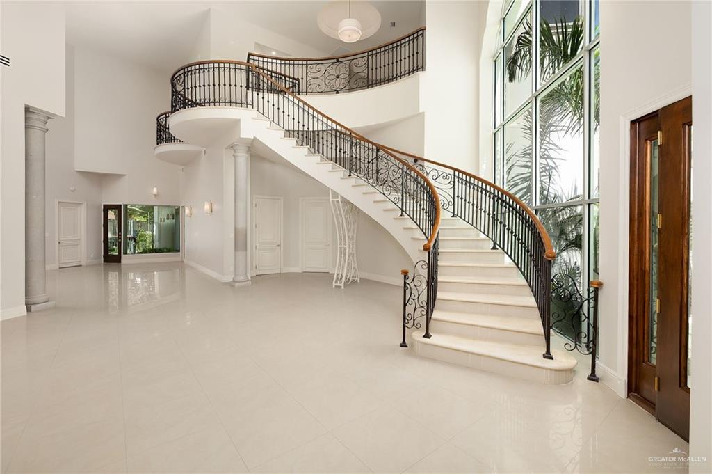 421 Goldcrest Avenue