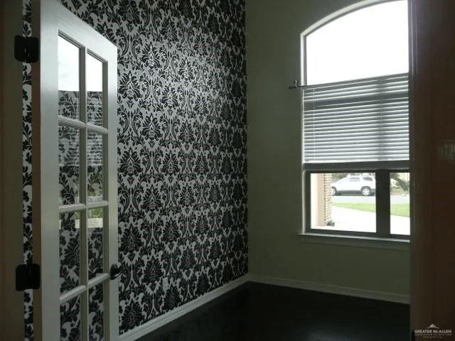 503 W 12th Street, Weslaco, Texas image 9