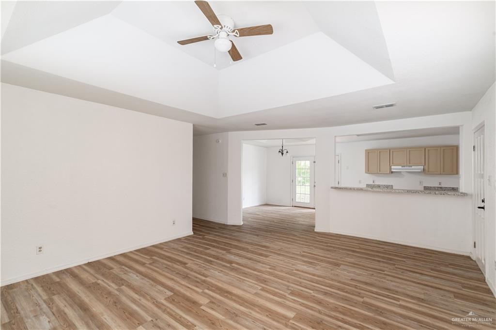 420 N Beto Garcia Drive, Weslaco, Texas image 4