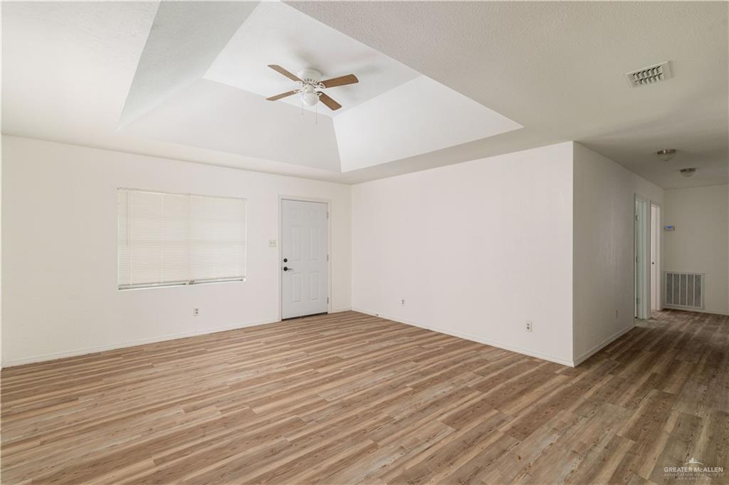 420 N Beto Garcia Drive, Weslaco, Texas image 14