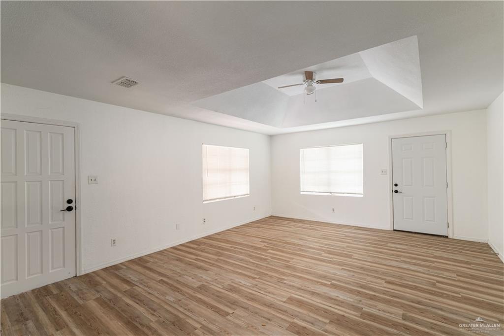 420 N Beto Garcia Drive, Weslaco, Texas image 5