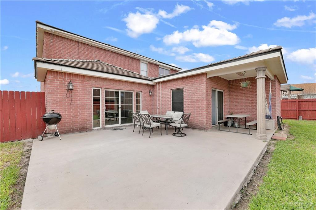 3613 Los Lagos Drive, Edinburg, Texas image 14