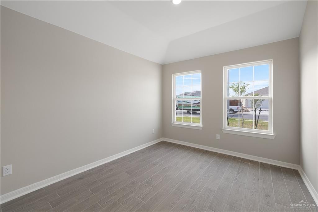 8438 N 34th Lane, McAllen, Texas image 10
