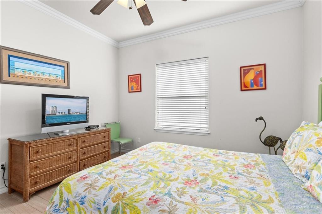102 E Gardenia St, South Padre Island, Texas image 17