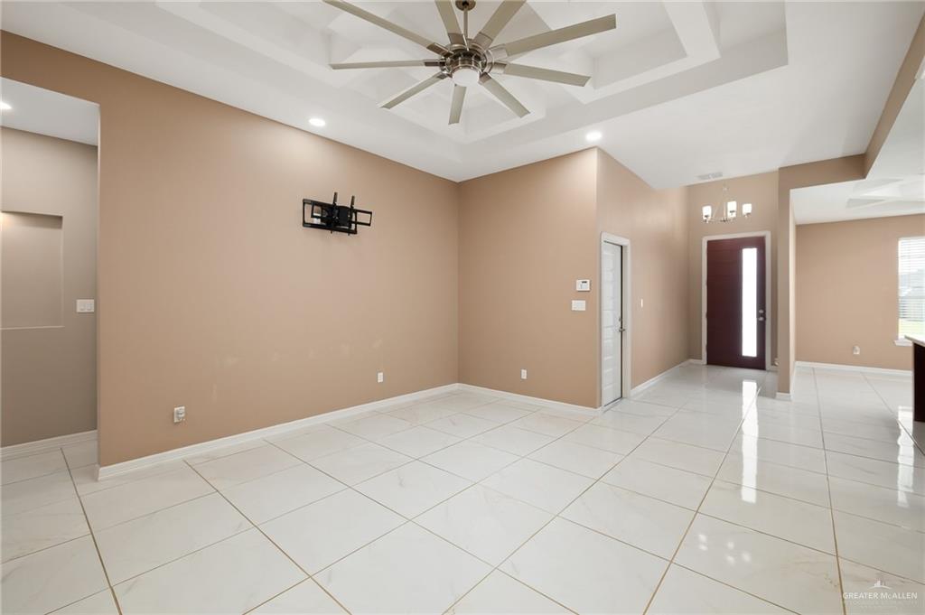 521 Oak Ridge Street, Donna, Texas image 5