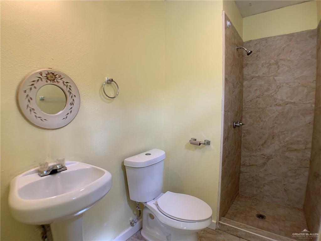 205 W Beck Street, Harlingen, Texas image 7