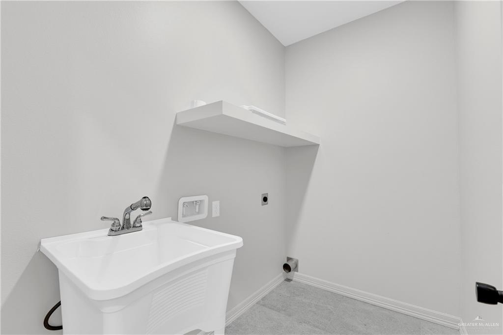 425 S 12th Street, Alamo, Texas image 13