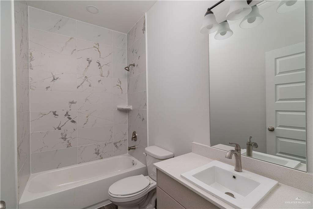 1601 Unity Drive, Mercedes, Texas image 6