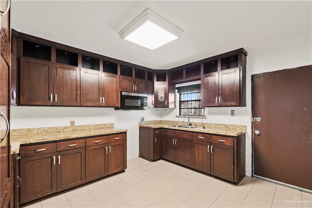 2844 E 31st Street, Brownsville, Texas image 8