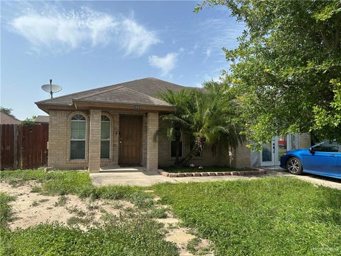 Homes For Sale - 2009 Hibiscus Avenue<br/> Weslaco, TX 78596