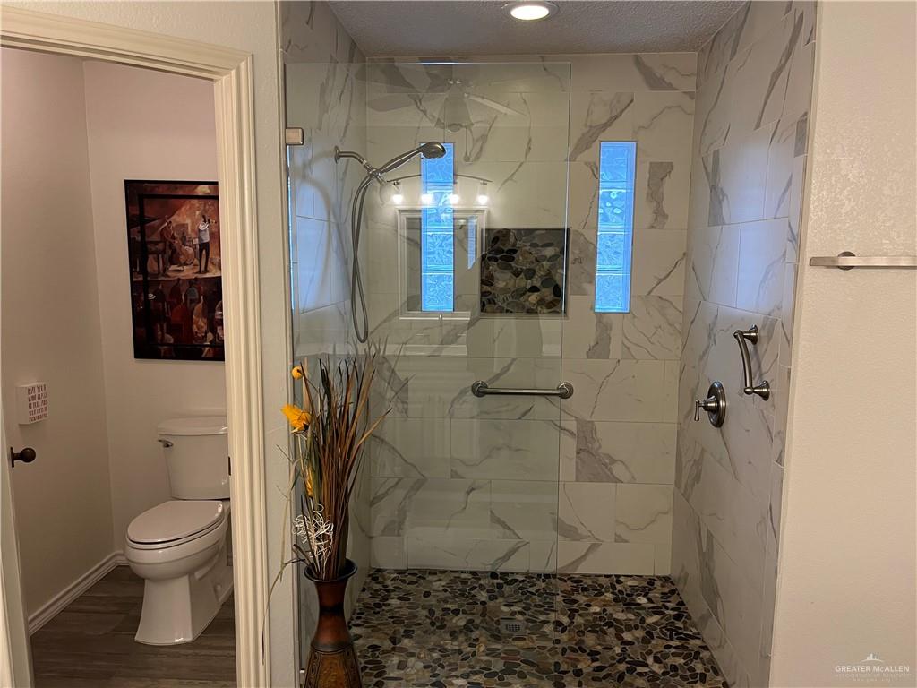 303 Karen Drive, Alamo, Texas image 10