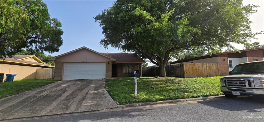 2613 Goldcrest Avenue, McAllen, Texas image 2