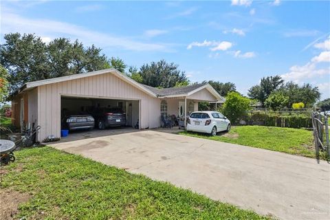 Photo of 523 Mar Circle, Alamo, TX 78516 (MLS # 507421)