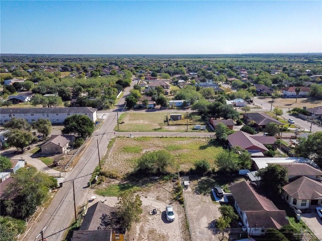 Saenz Avenue, Roma, Texas image 8