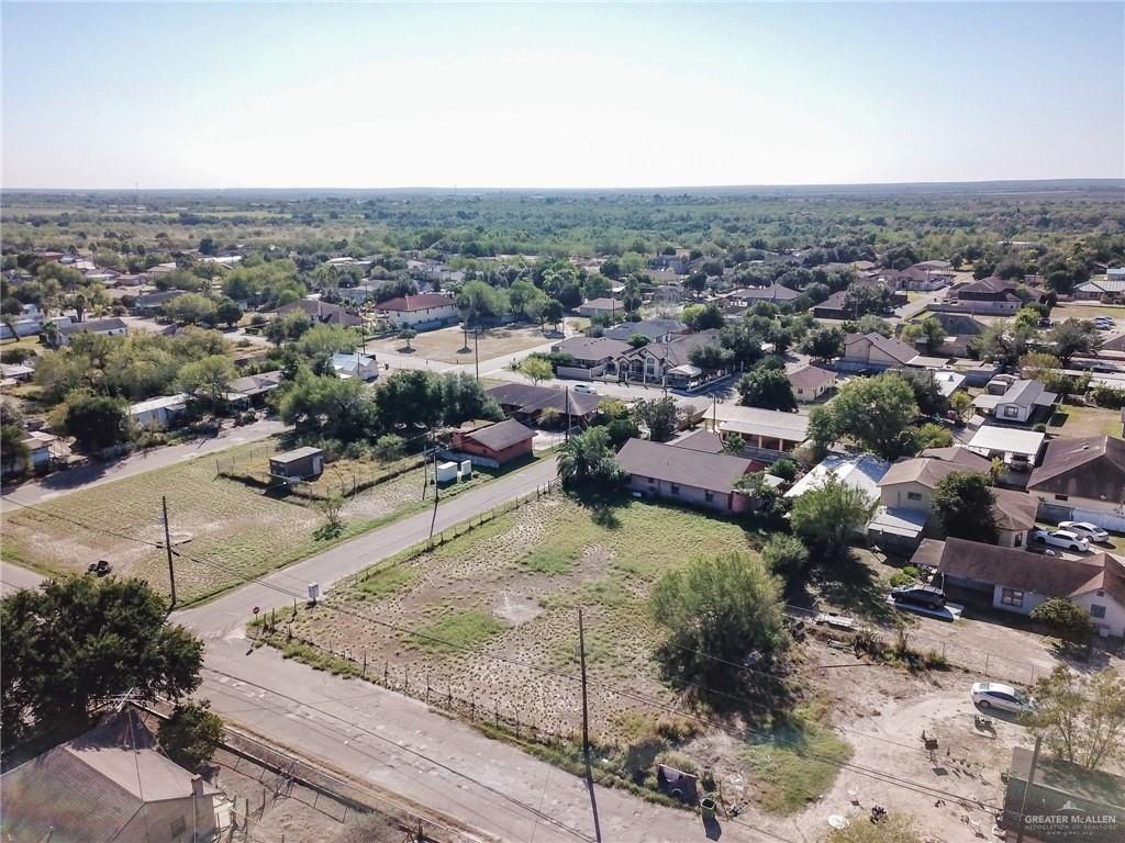 Saenz Avenue, Roma, Texas image 6