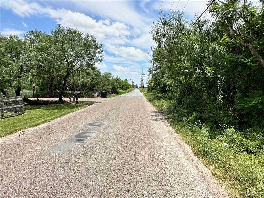 9923 Mile 4 Road, Weslaco, Texas image 13