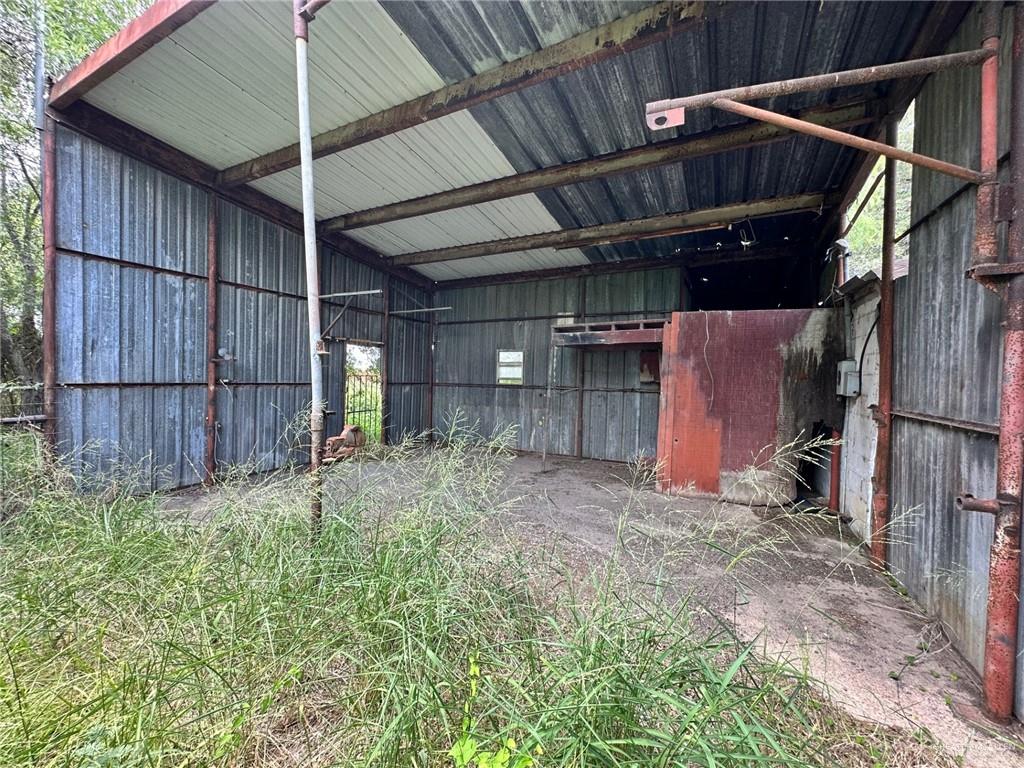 9923 Mile 4 Road, Weslaco, Texas image 6