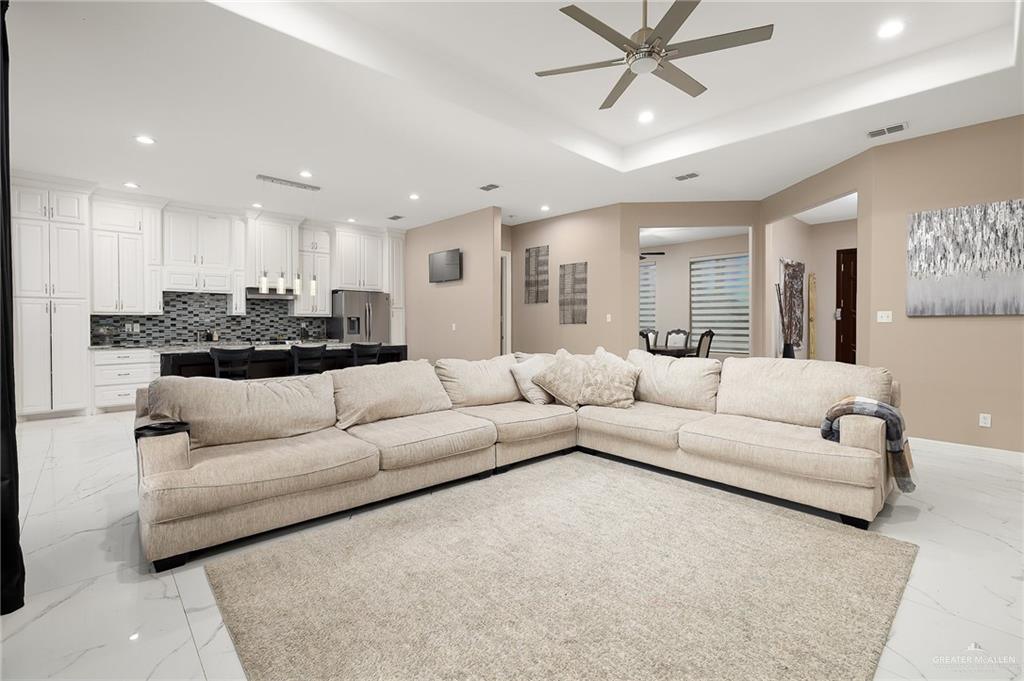 505 N 9th Street, McAllen, Texas image 3