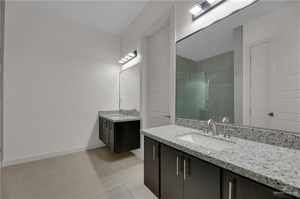 4712 S Waterford Avenue, Edinburg, Texas image 8
