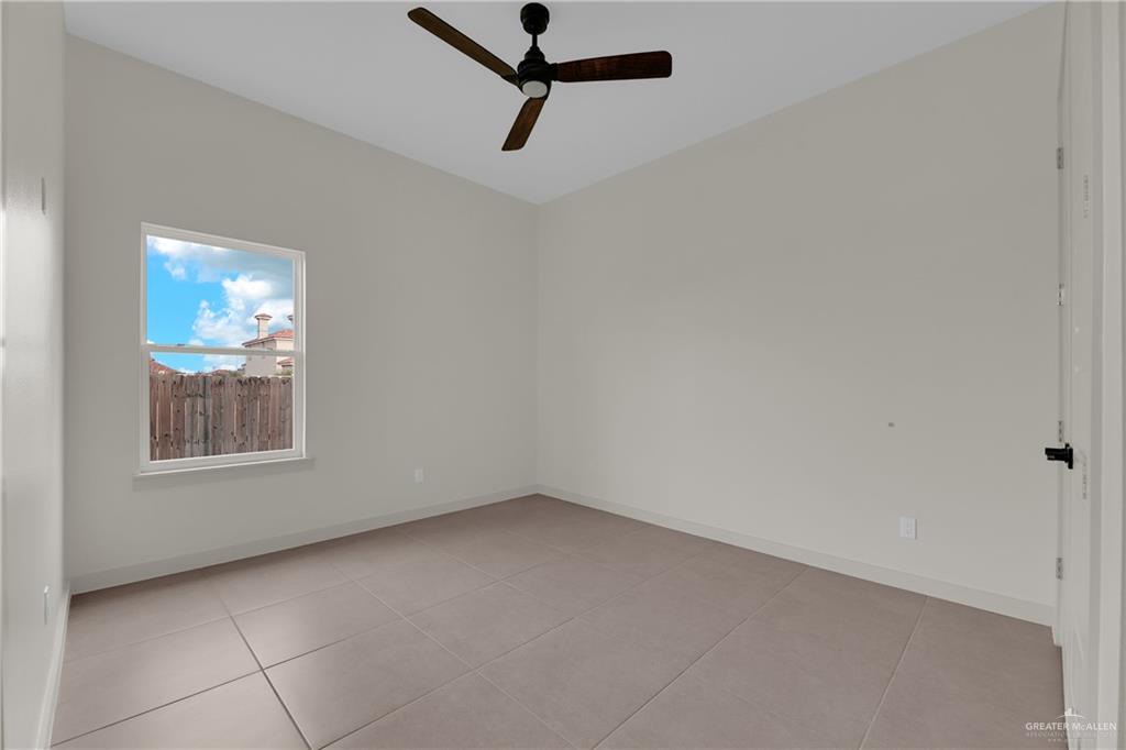 4712 S Waterford Avenue, Edinburg, Texas image 21