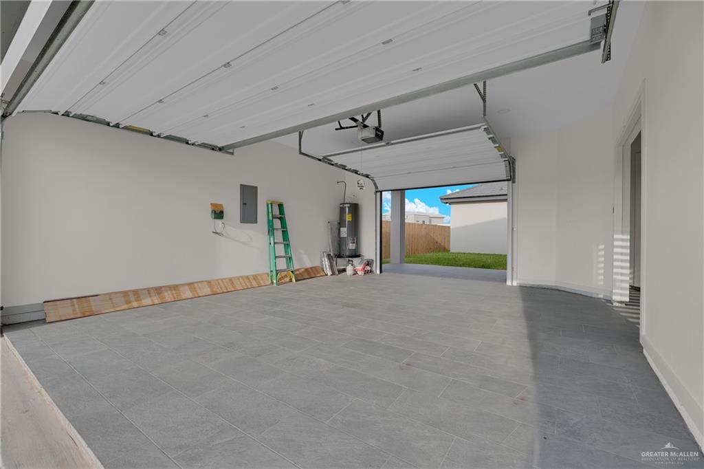 4712 S Waterford Avenue, Edinburg, Texas image 17