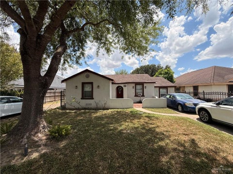 Homes For Sale - 308 E 11th Street<br/> San Juan, TX 78589