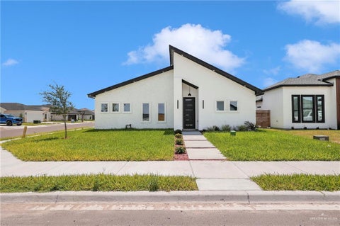 Homes For Sale - 4120 S Kemp Avenue<br/> Hidalgo County, Edinburg, TX 78542