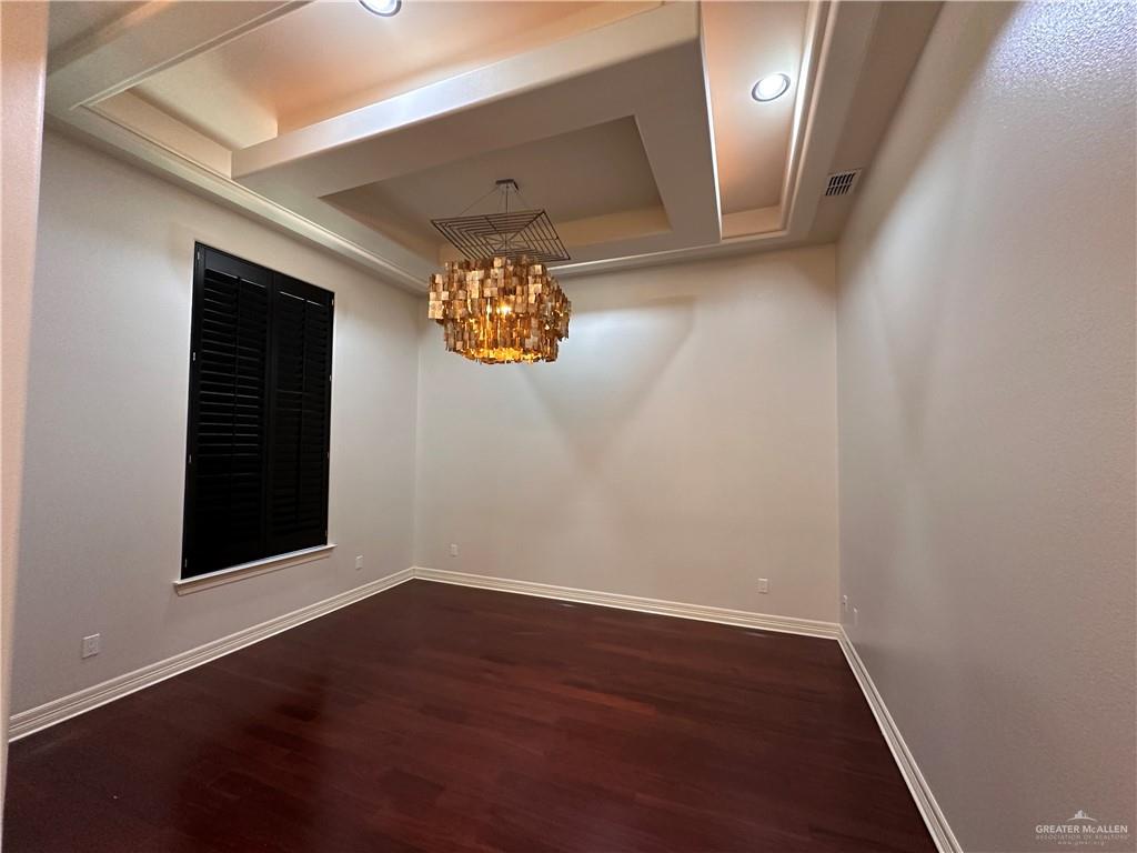2505 Grand Canal Drive, Mission, Texas image 5