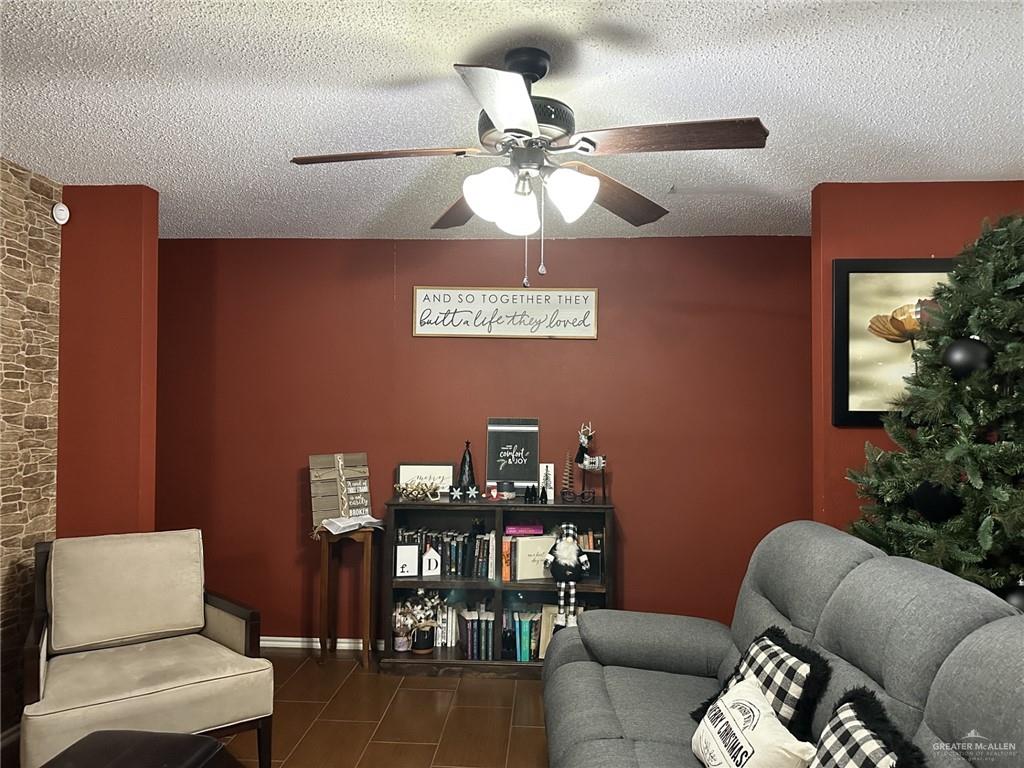 2104 Fairmont Avenue, McAllen, Texas image 9