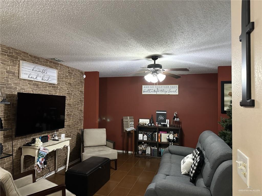 2104 Fairmont Avenue, McAllen, Texas image 11