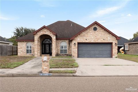 Homes For Sale - 1906 W 41 1/2 Street<br/> Mission, TX 78573