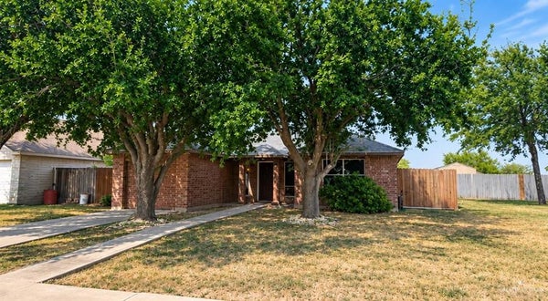 2607 FRANKLIN TREE, HIDALGO, TX 78557 - Image b9bea24b1e1b1e2181cdedaf4fd45ff1/3046253992