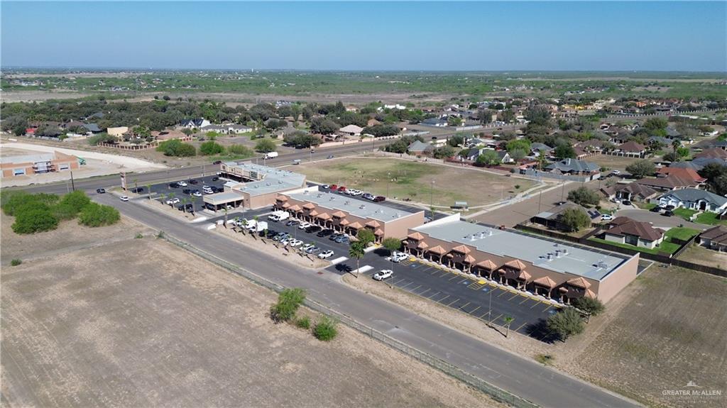 2542,2544,2546 Central Palm Drive