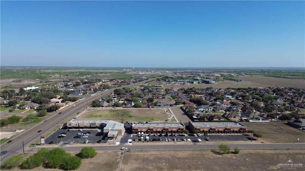 2542,2544,2546 Central Palm Drive